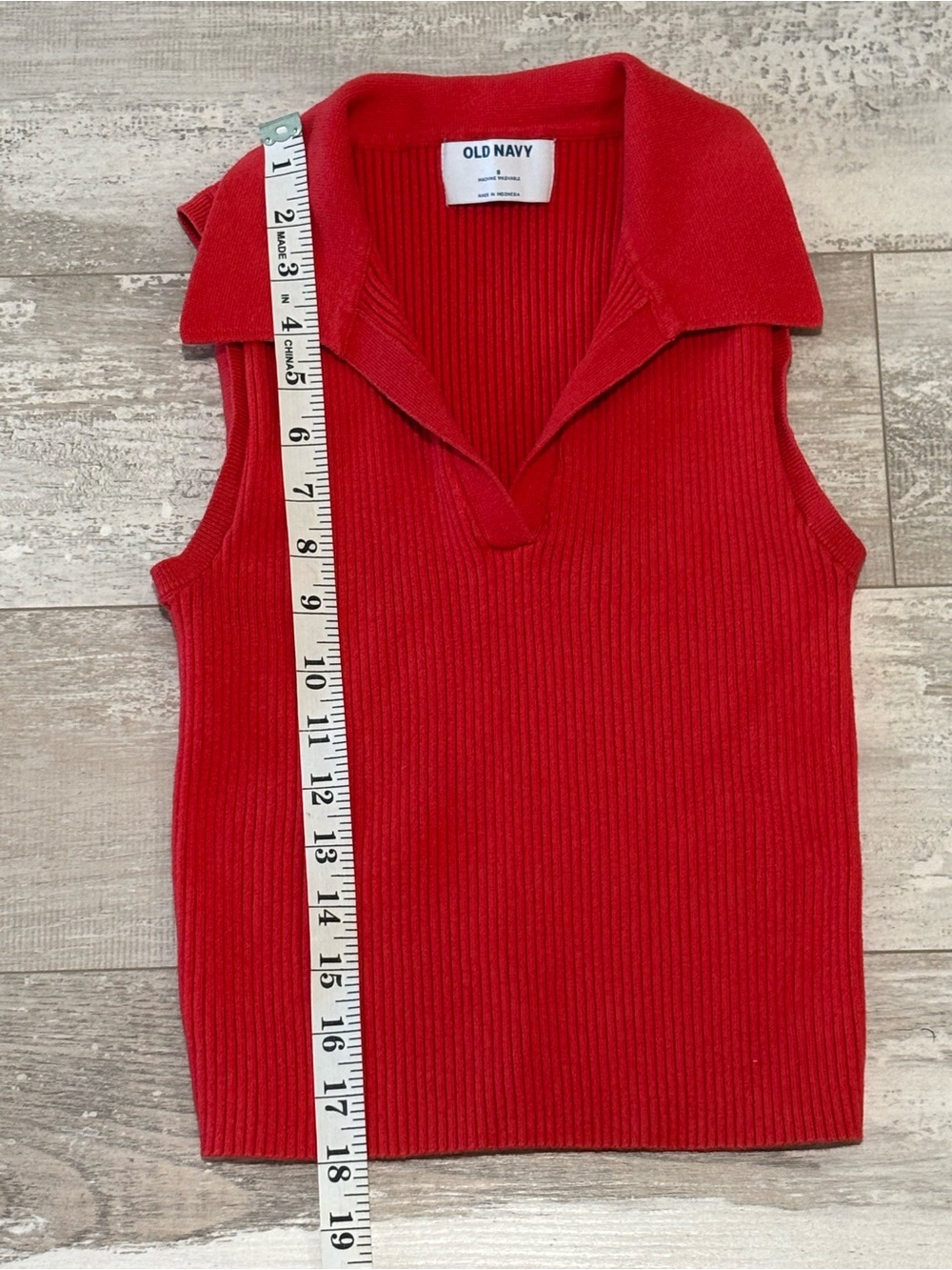Old Navy Bright Red Ribbed Collared Tank - Picture 2 of 4
